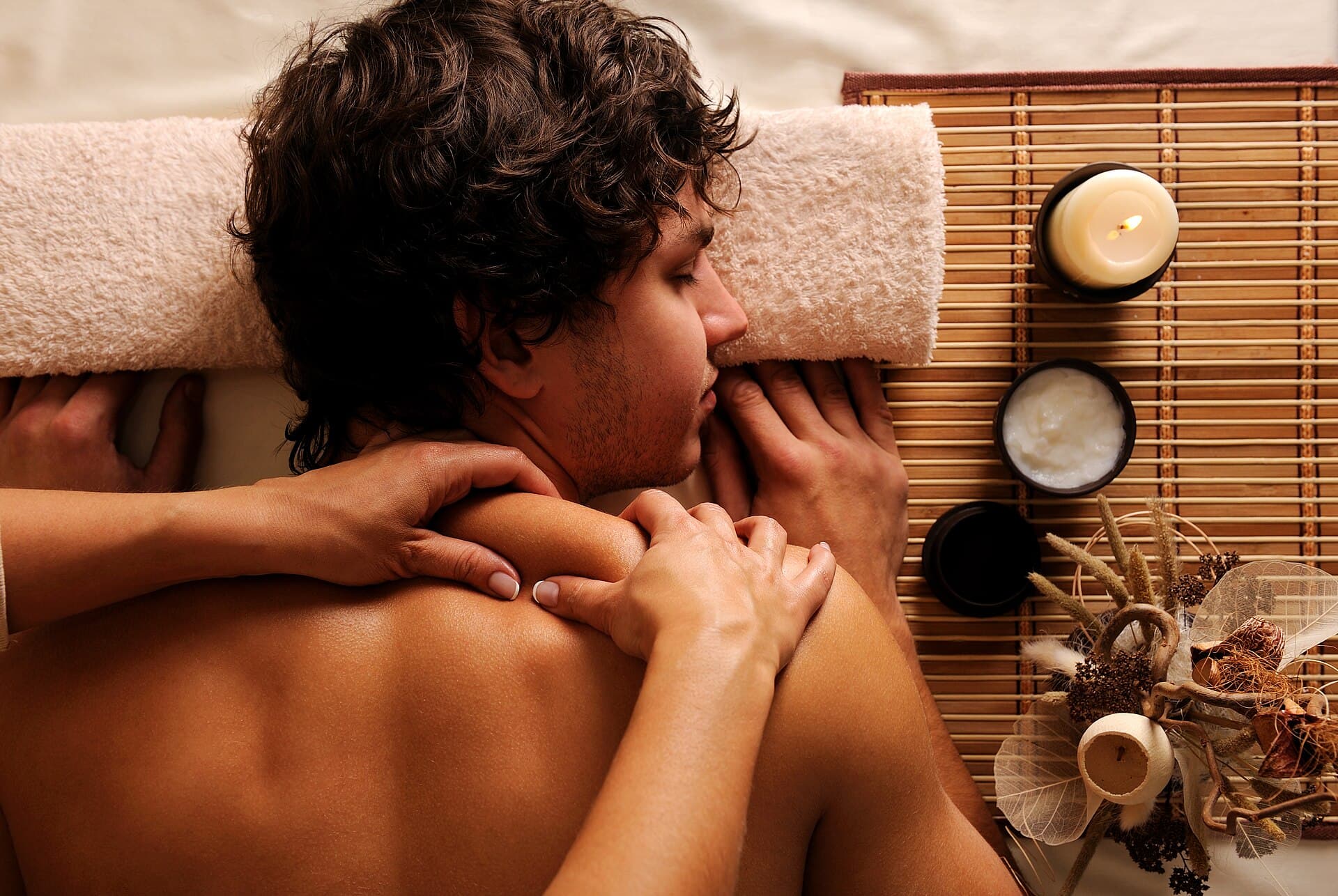 Couples Massage Becomes Manhattan's Go-To Date Night